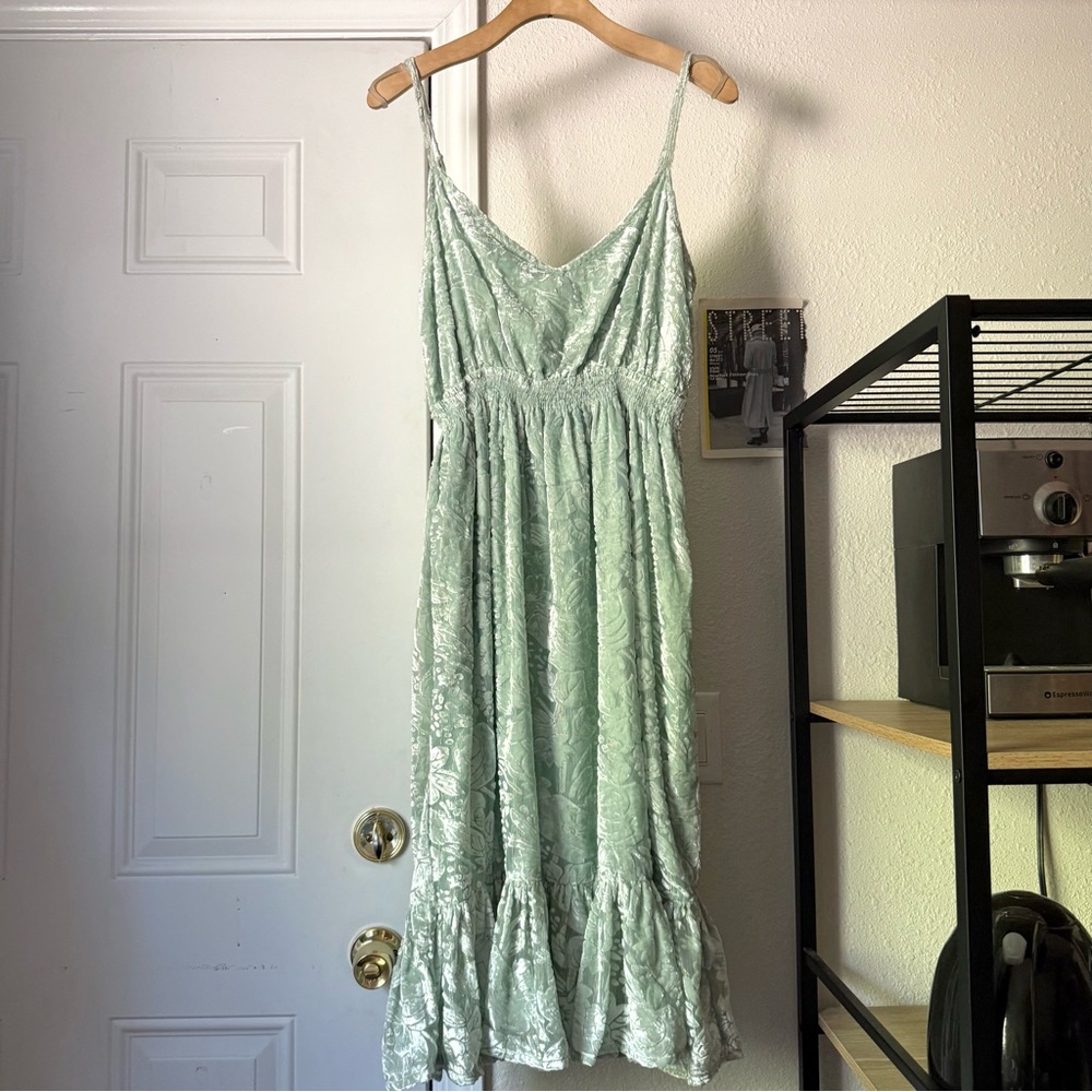 HEMANT & NANDITA Sage seafoam mint green floral velvet velour burnout midi dress